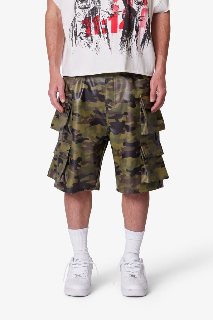 Baggy Leather Cargo Shorts - Camo | mnml | shop now