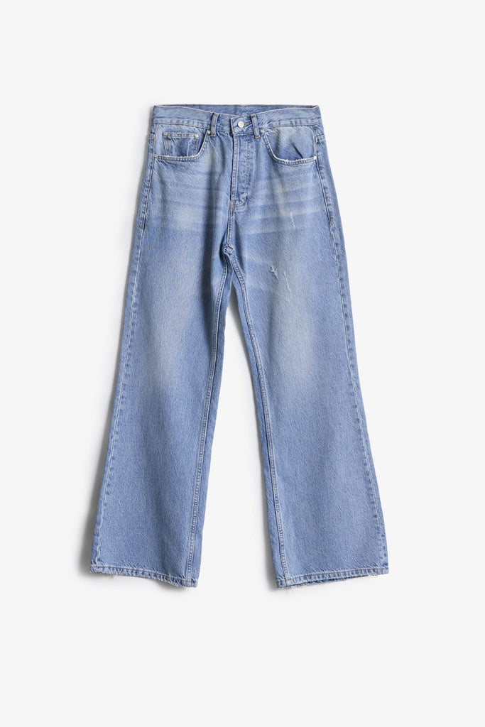 G:04 Relaxed Flare Denim - Light Blue | mnml | shop now