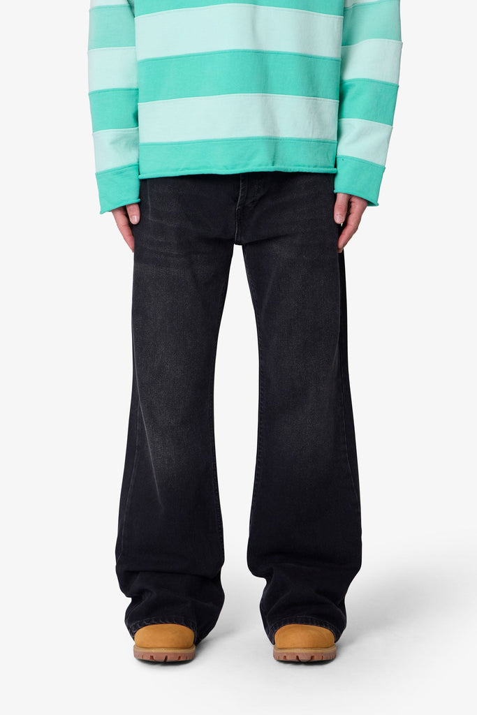 Kick Flare Denim - Washed Black | mnml