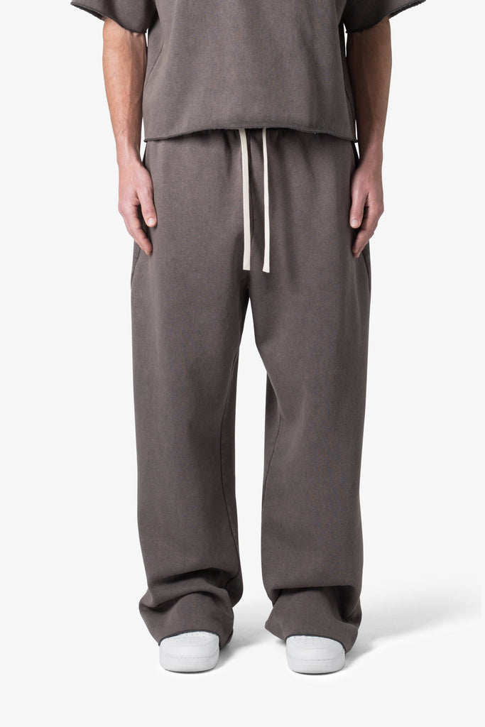 Lightweight Ultra Baggy Sweatpants - Washed Black | mnml
