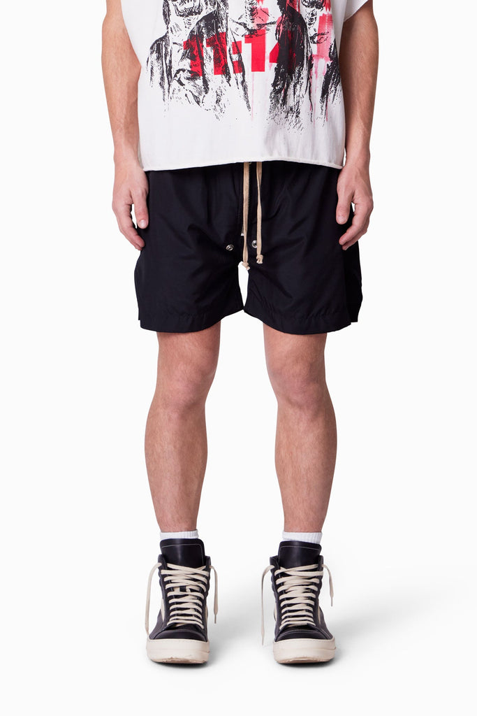 Lightweight-Zippered-Shorts-