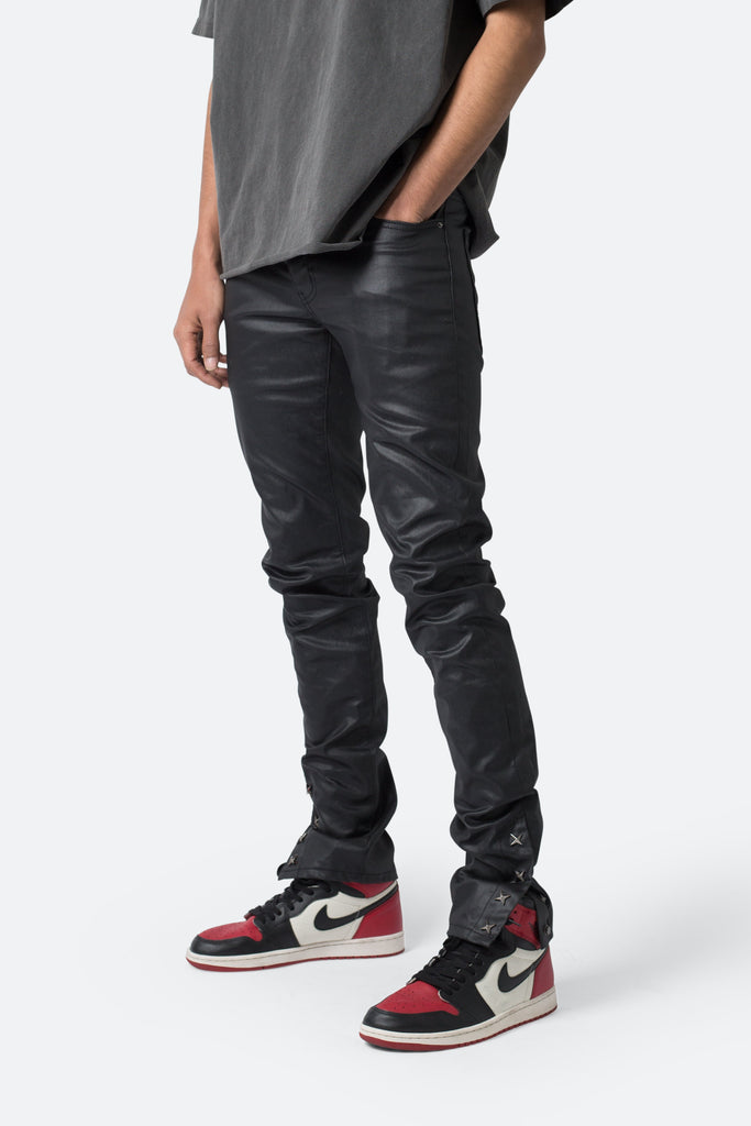 M588 Snap Slim Denim - Black | mnml | shop now