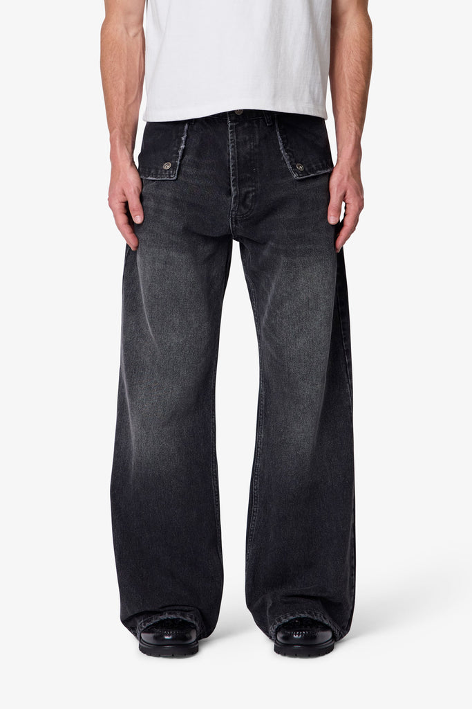Mule Pocket Kick Flare Denim - Washed Black | mnml