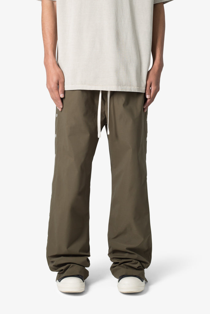 mnml スナップ×ジップアップ ナイロンパンツ SNAP ZIPPER CARGO PANTS カーゴパンツ |mnml|ストリート
