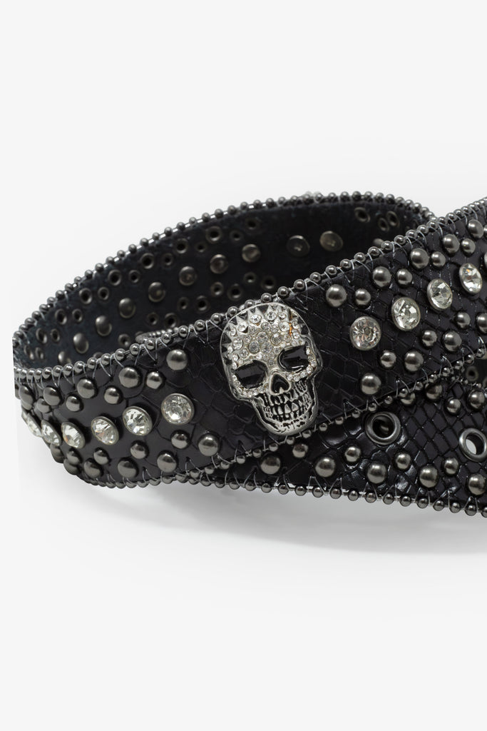 Studded Skull belt - Black | mnml | shop now エリメル