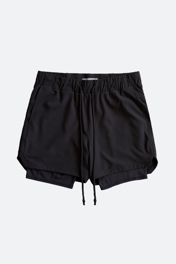 Training Liner Shorts - Black | mnml | shop now