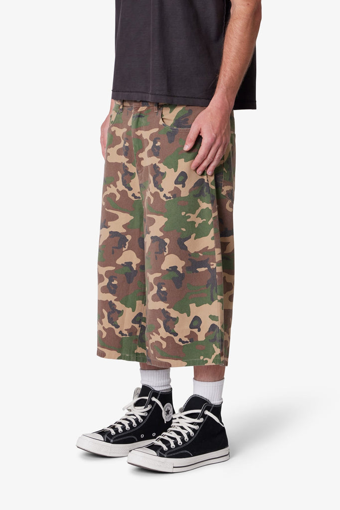 Ultra Baggy Camo Twill Shorts - Woodland Camo | mnml