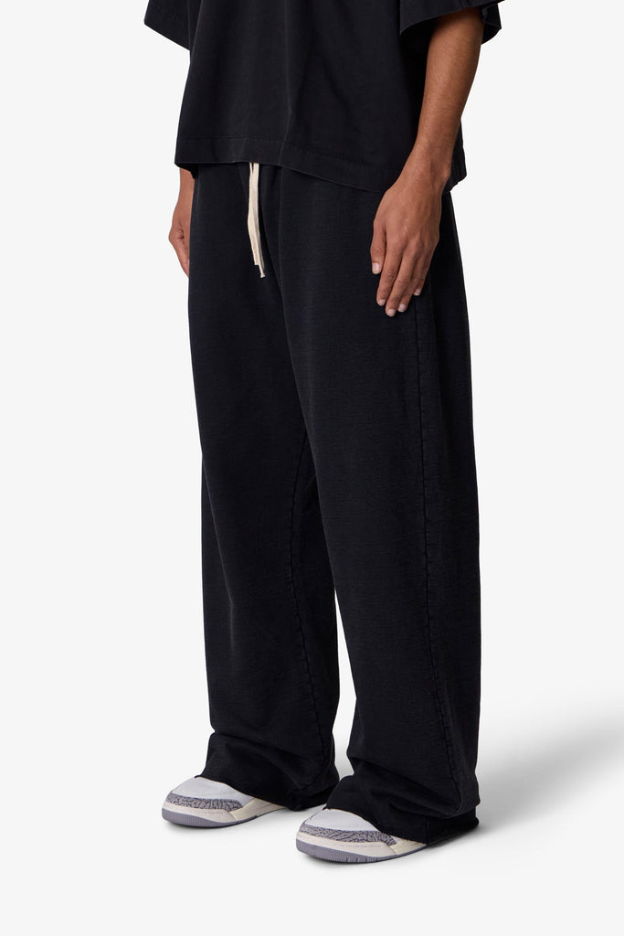 Ultra Baggy Heavy Fleece Sweatpants - Washed Black | mnml