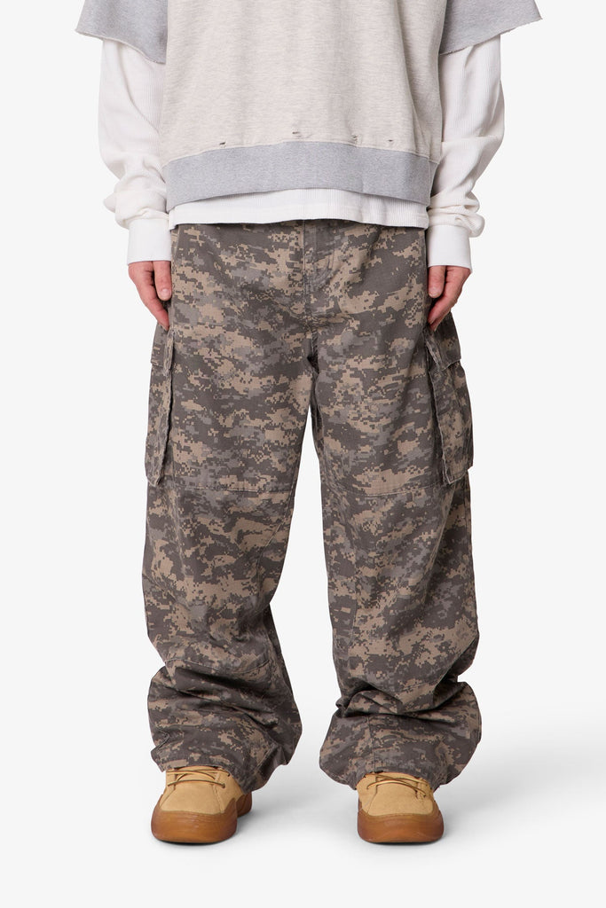 Mega Baggy Cargo Pants - Digi Camo | mnml