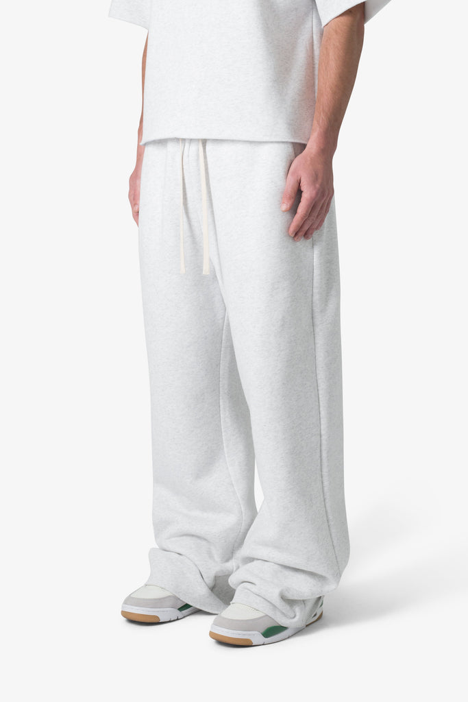 Washed Ultra Baggy Sweatpants - Heather Grey | mnml | shop now