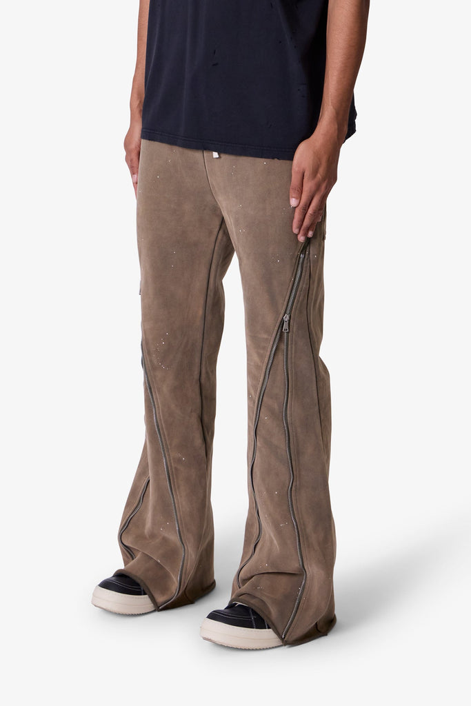 Zipper Flare Sweatpants - Olive | mnml | shop now