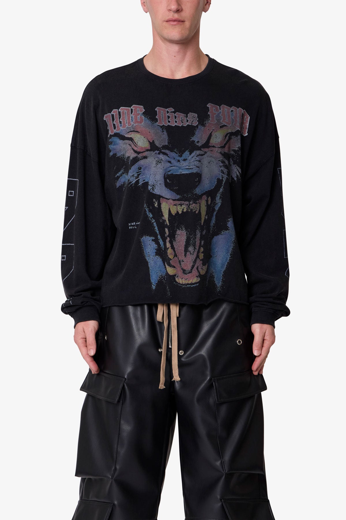 994 Wolf L/S Tee - Black | mnml