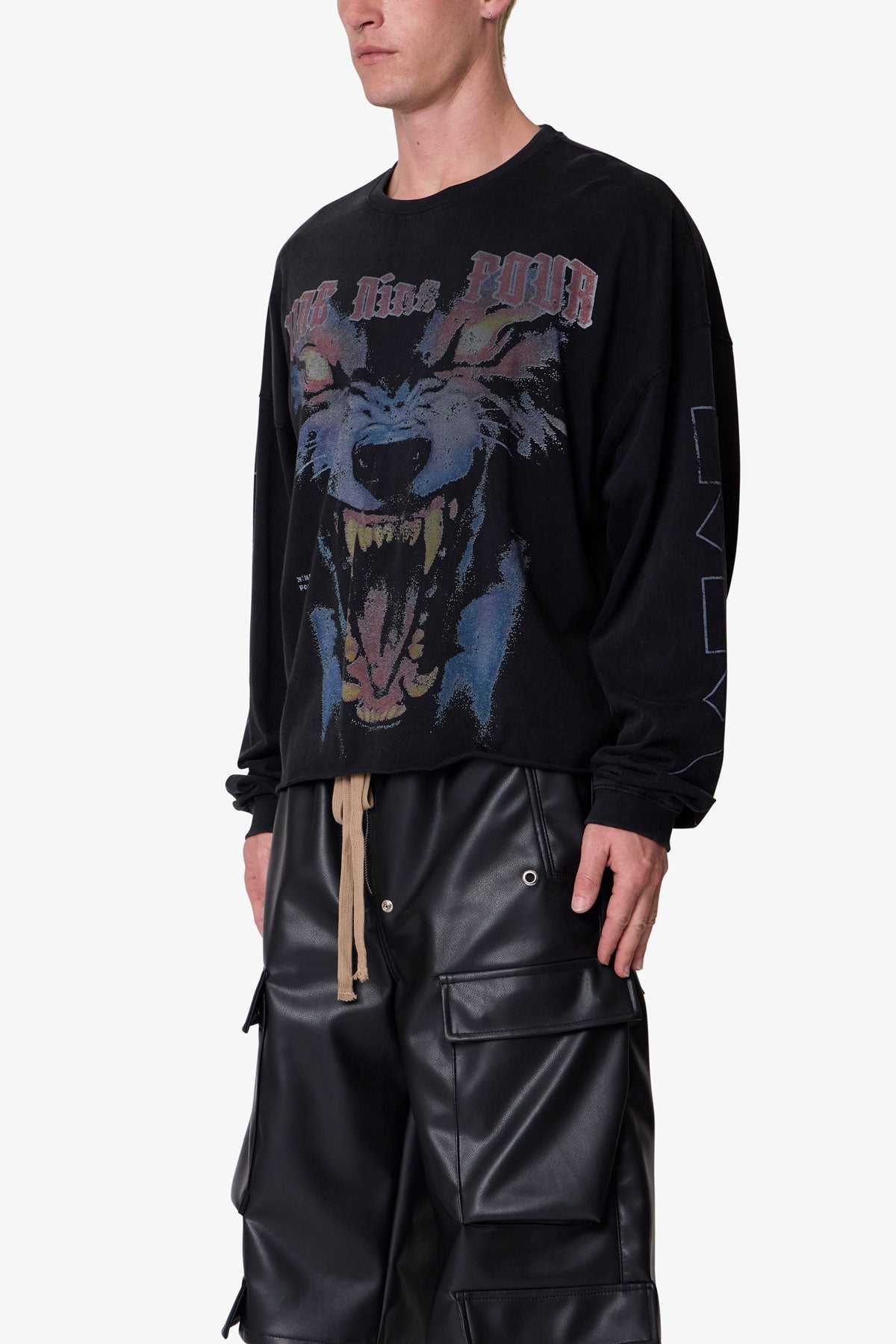 994 Wolf L/S Tee - Black | mnml