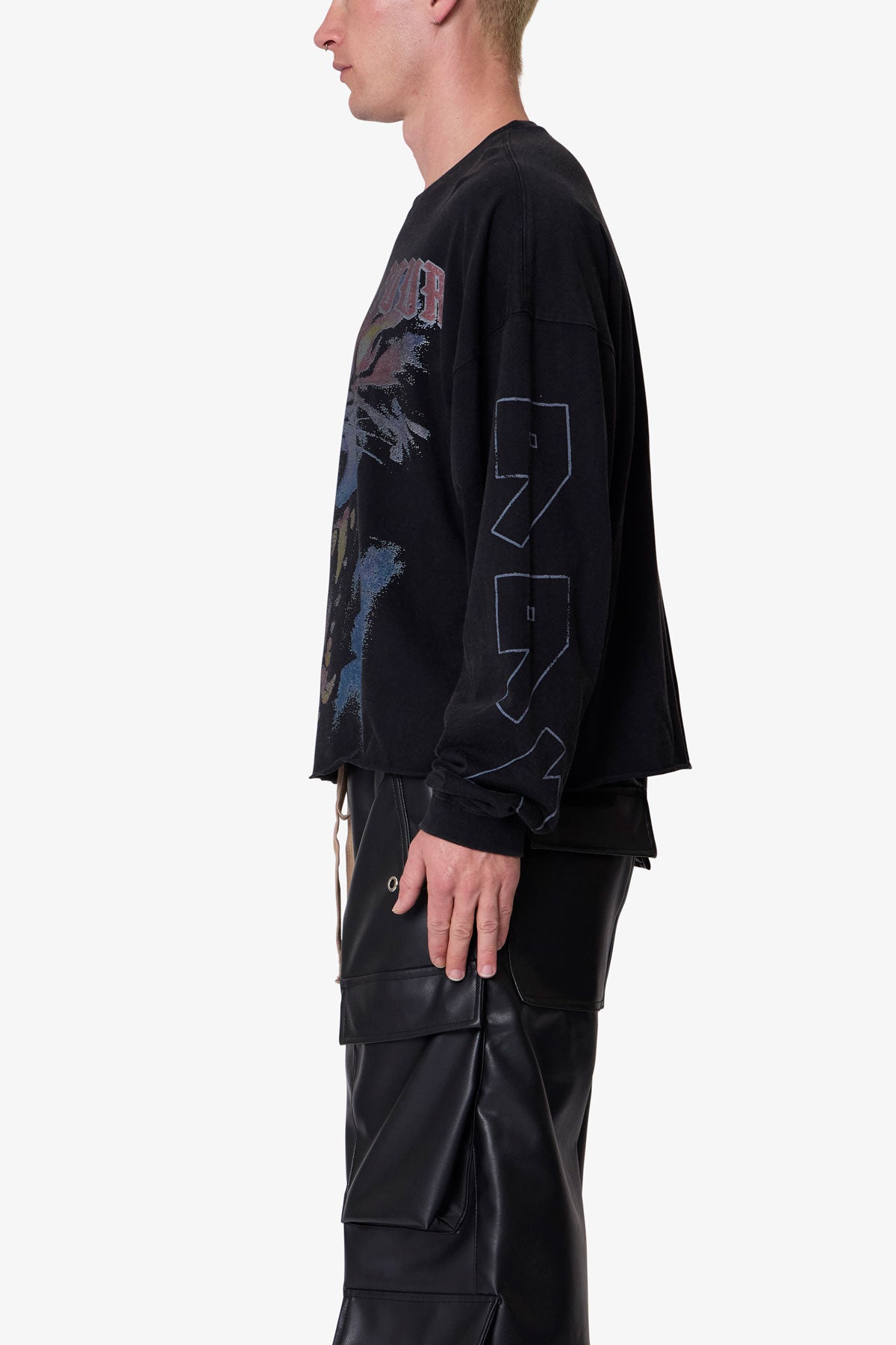 994 Wolf L/S Tee - Black | mnml