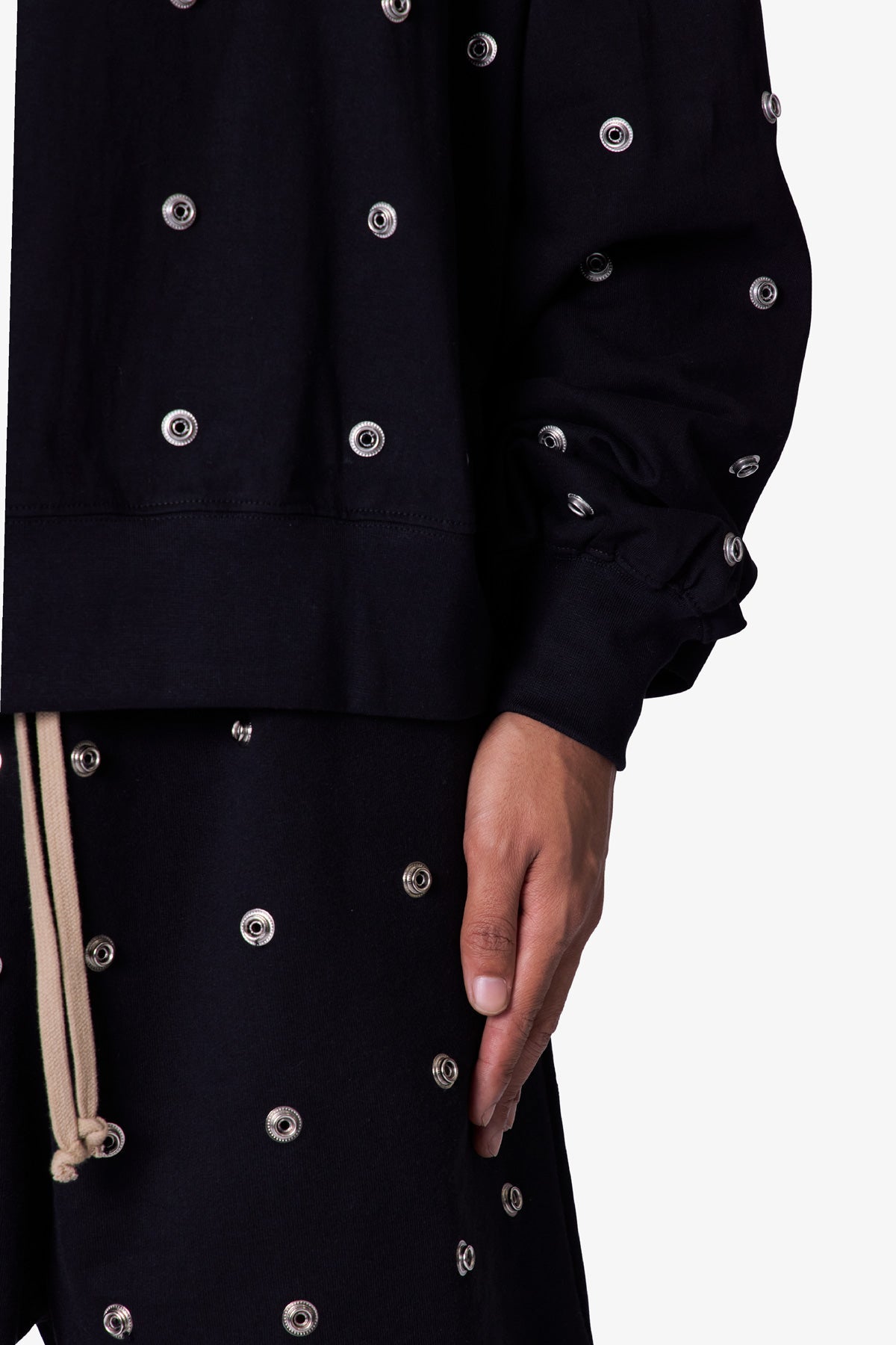 ★MNML★ ALL OVER BUTTON フーディ パーカー Black All Over Button Hoodie - Black | mnml | shop now