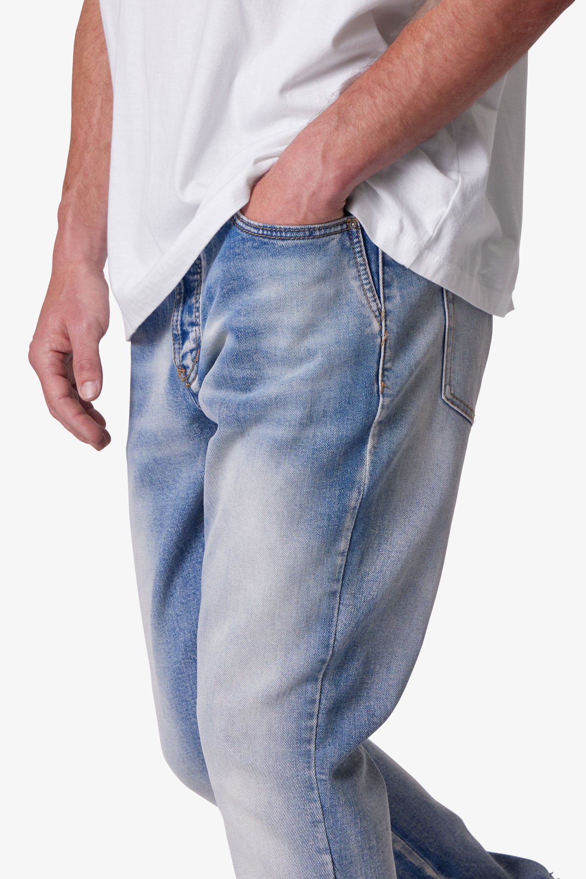 SOFT TECH GOOD LEGS FLARE JEANS | INDIGO841 - GOOD AMERICAN