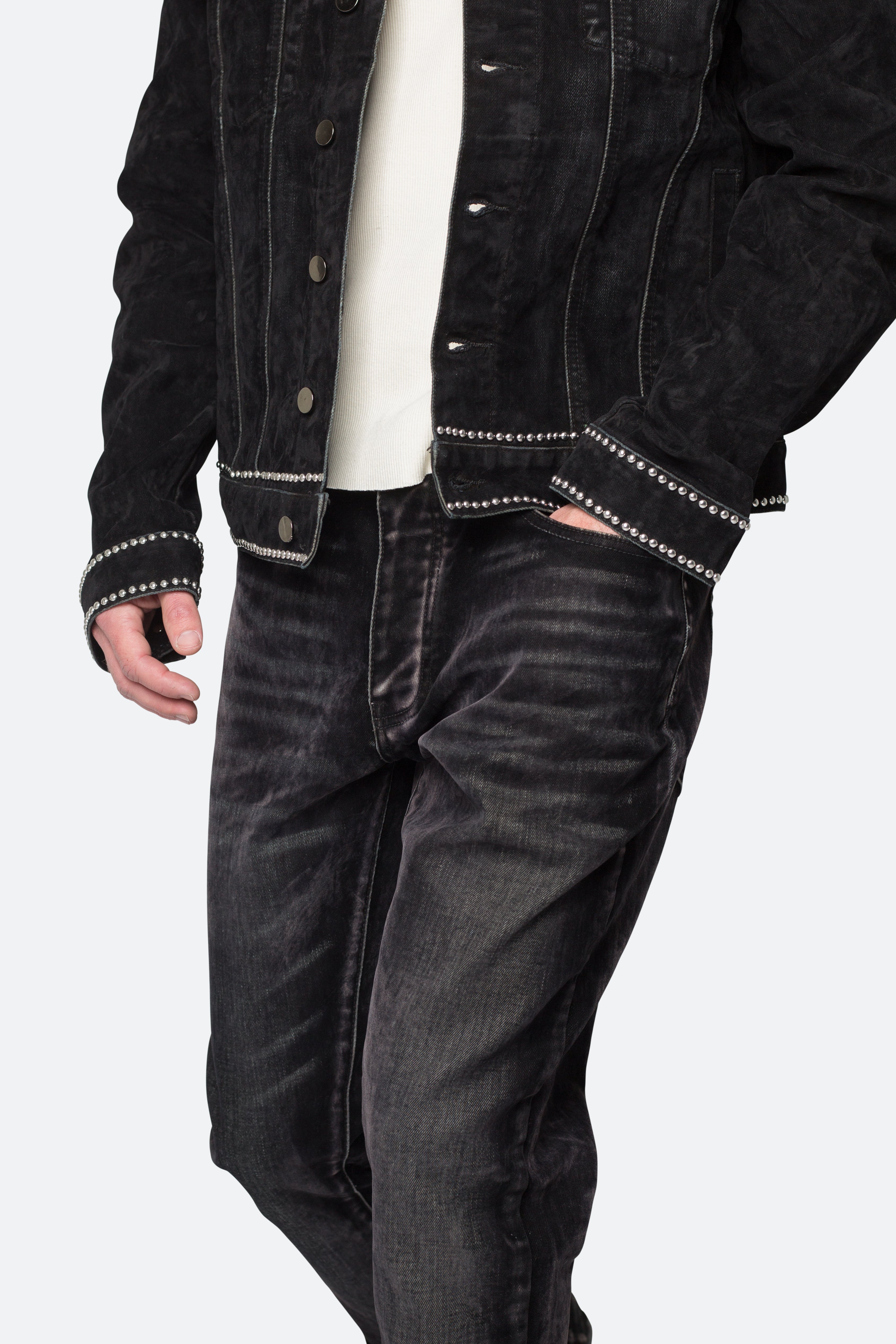B576 Western Flare Denim - Black | mnml | shop now