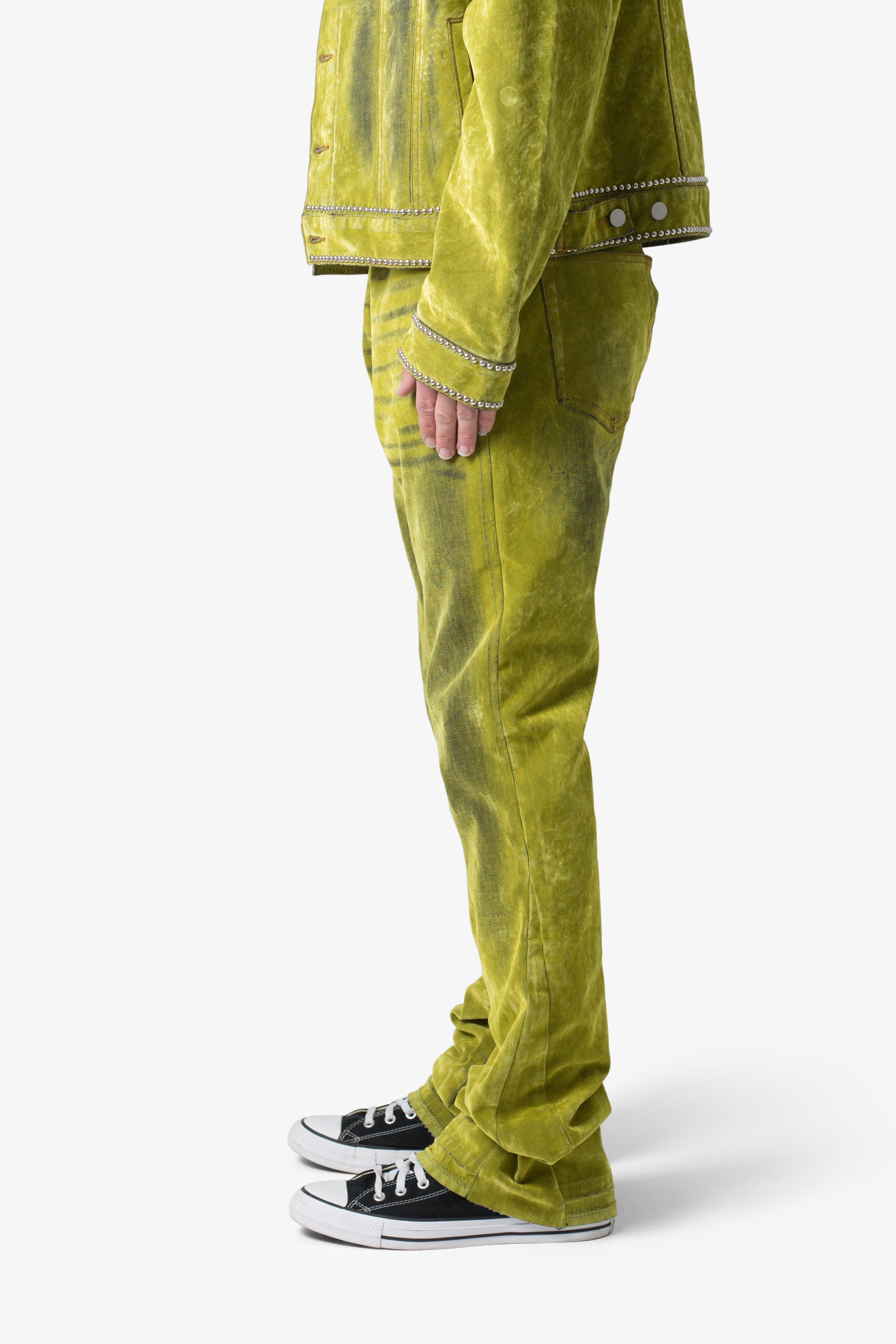 B576 Western Flare Denim - Green | mnml | shop now