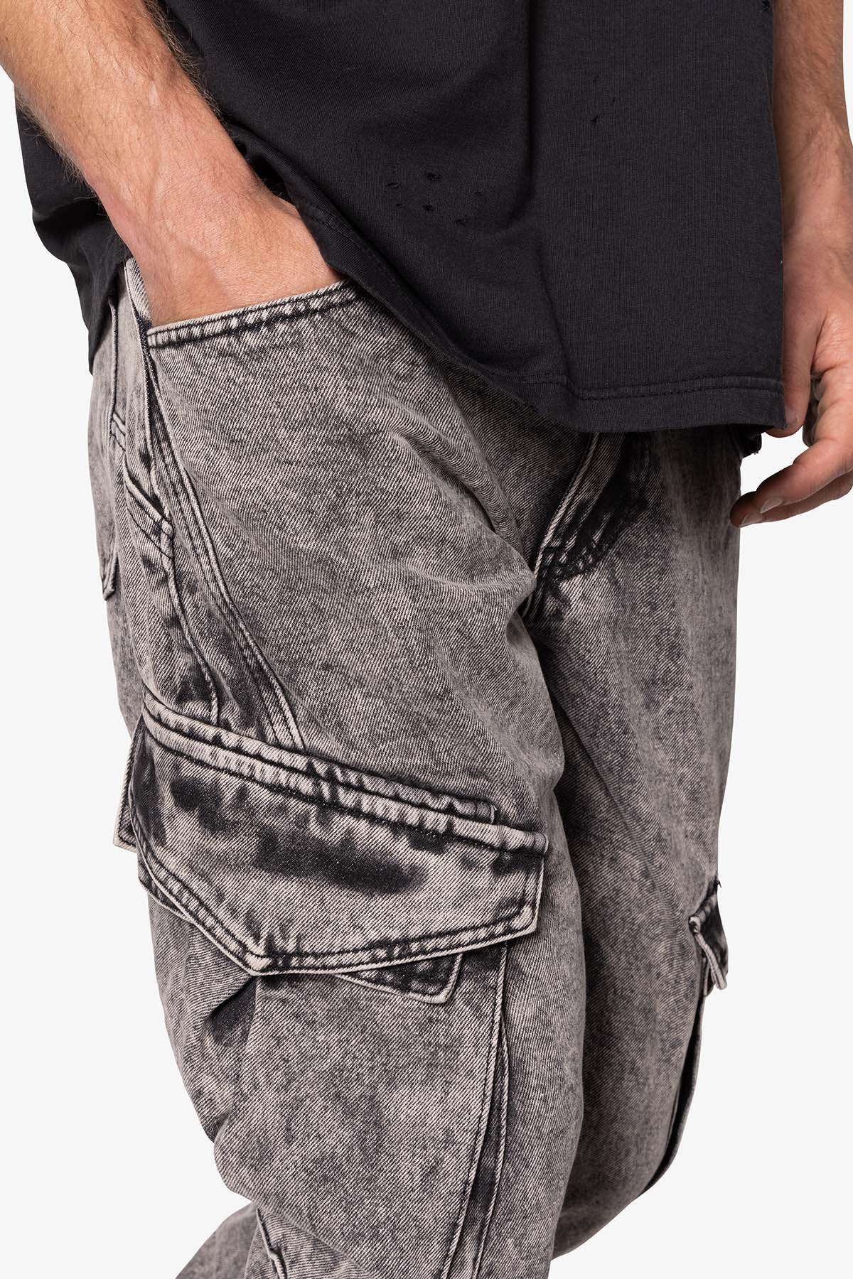 B647 Cargo Seamed Flare Denim - Grey | mnml | shop now