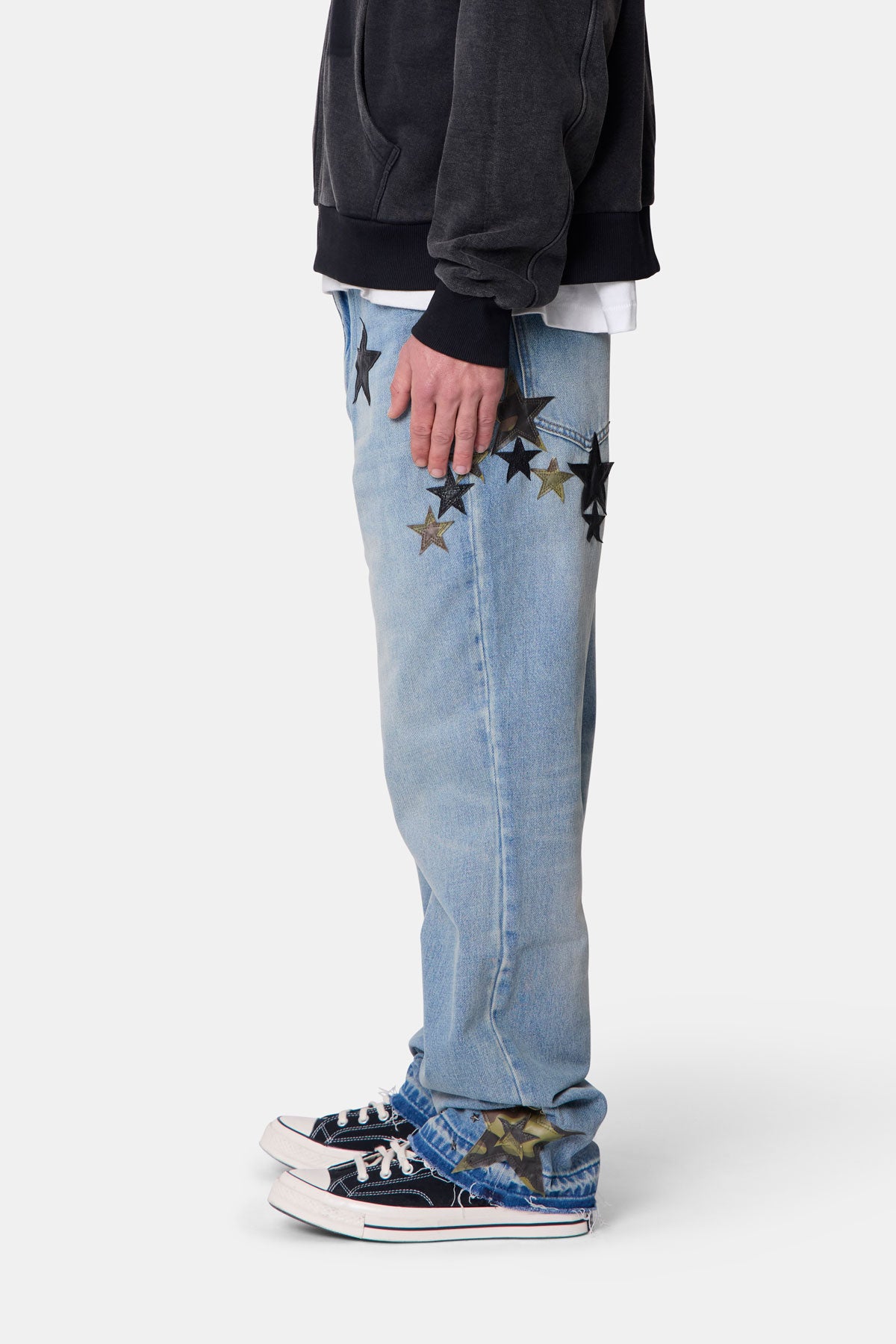 Baggy Camo Star Patch Denim - Medium Blue | mnml