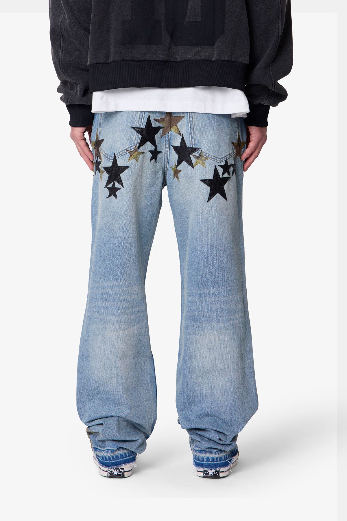 Baggy-Camo-Star-Patch-Denim-