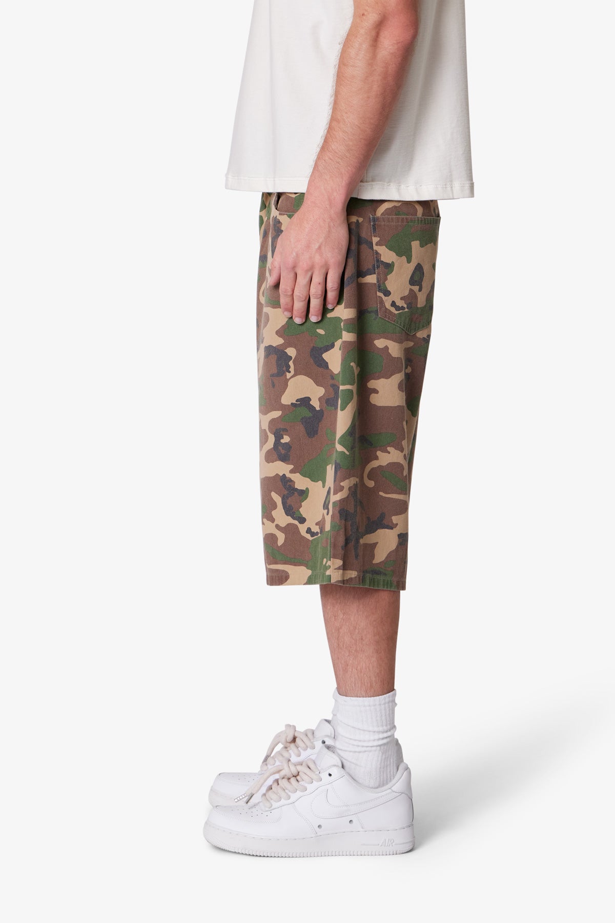 Baggy-Camo-Twill-Shorts-