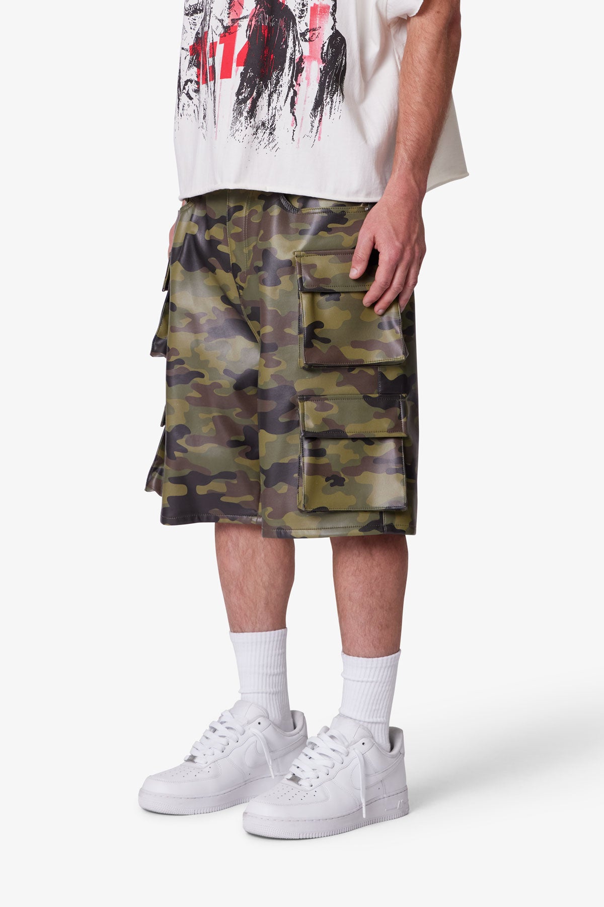 MLVINCE メルビンス　CAMO CARGO SHORTS MLVINCE (メルヴィンス) カモ柄カーゴショーツが登場