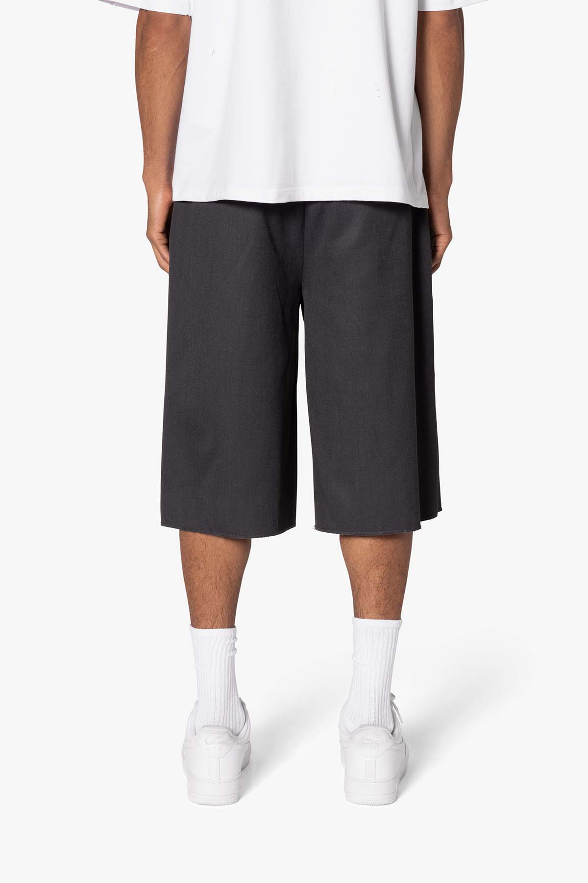 Baggy Pleated Shorts - Grey | mnml | shop now