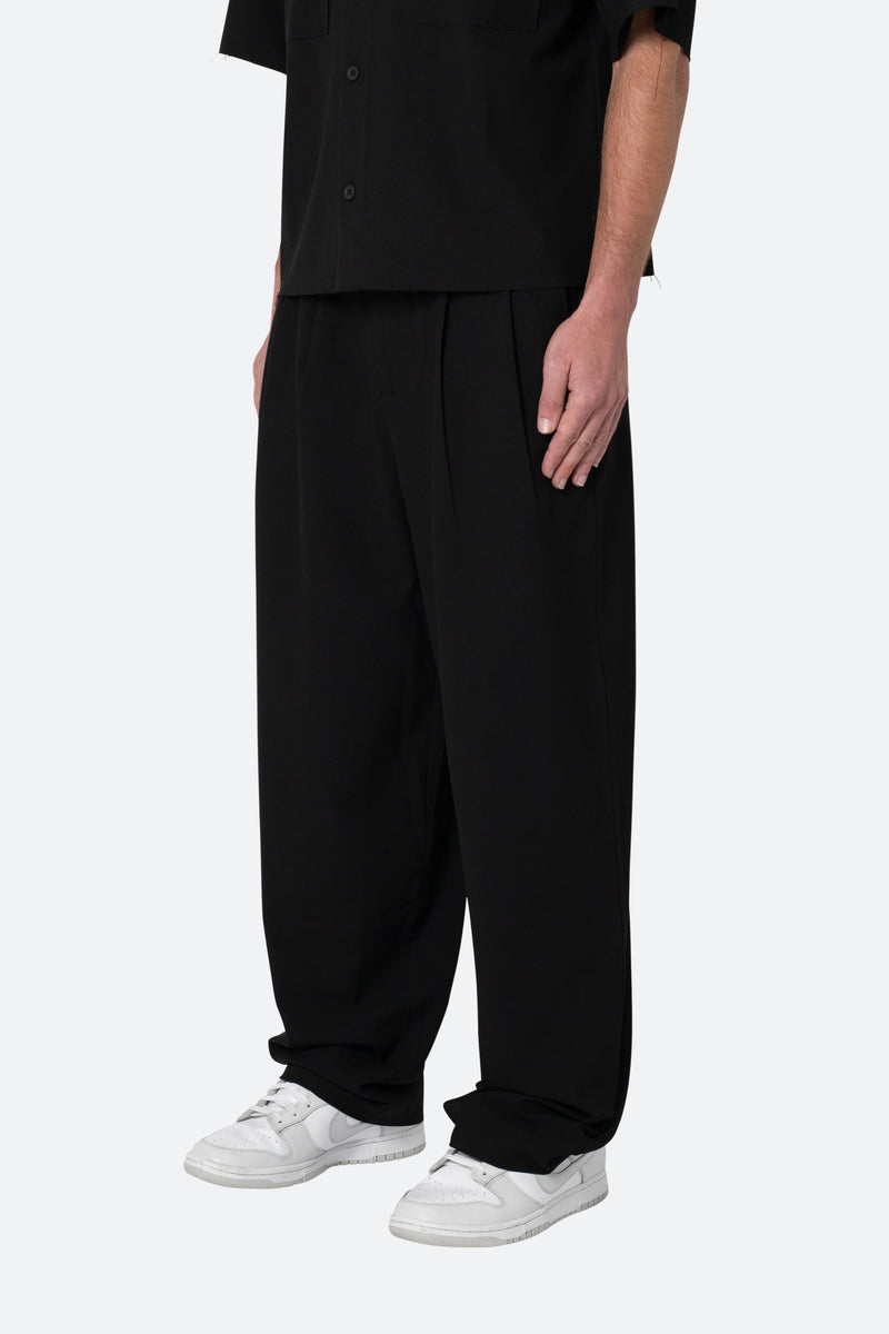 Baggy Trouser Pants - Black | mnml | shop now