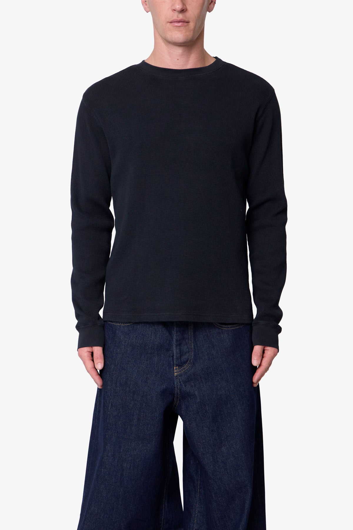髭*ン様 THERMAL L/S TEE – BLACK Basic Thermal L/S Tee - Black | mnml