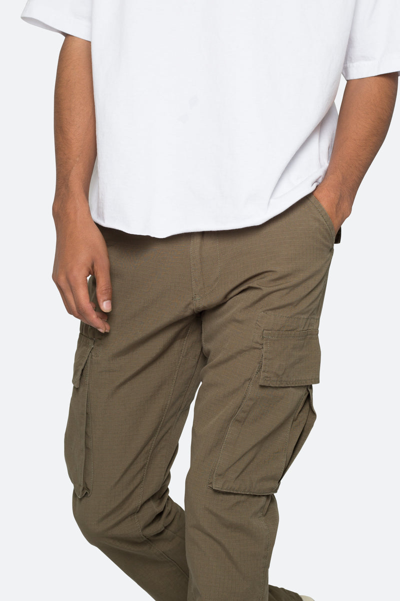 Bootcut Cargo Pants - Olive | mnml | shop now