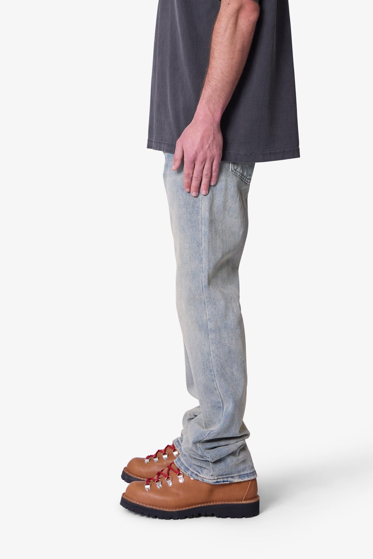 Bootcut Denim - Light Vintage | mnml