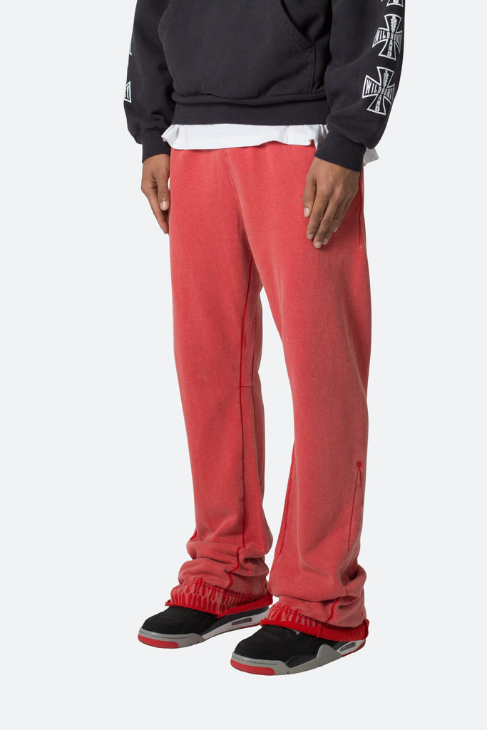 Bootcut Sweatpants - Red | mnml | shop now