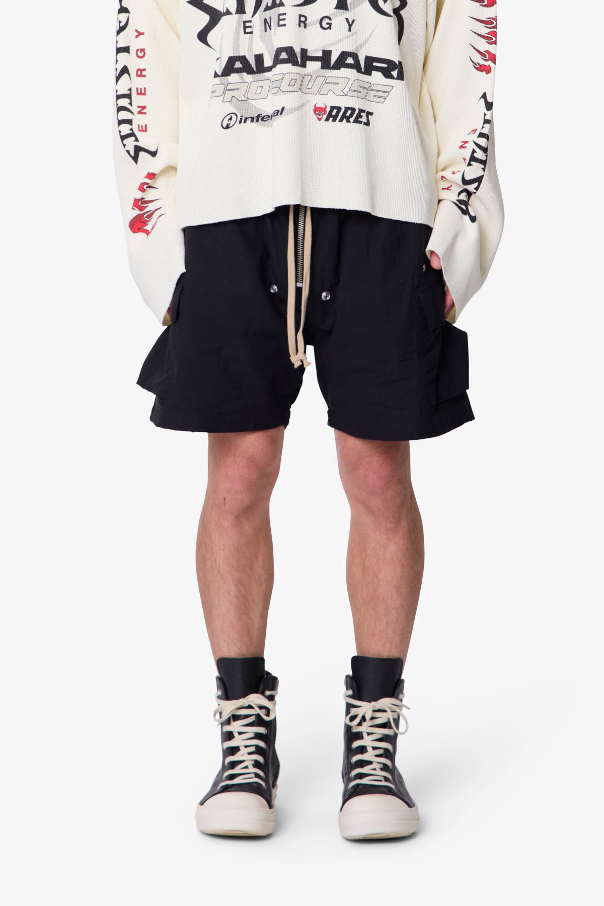 ya mnml drop crotch cargo shorts Cargo Mud Shorts - Black | mnml