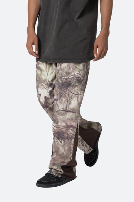 Contrast Bootcut Sweatpants - Hunter Camo