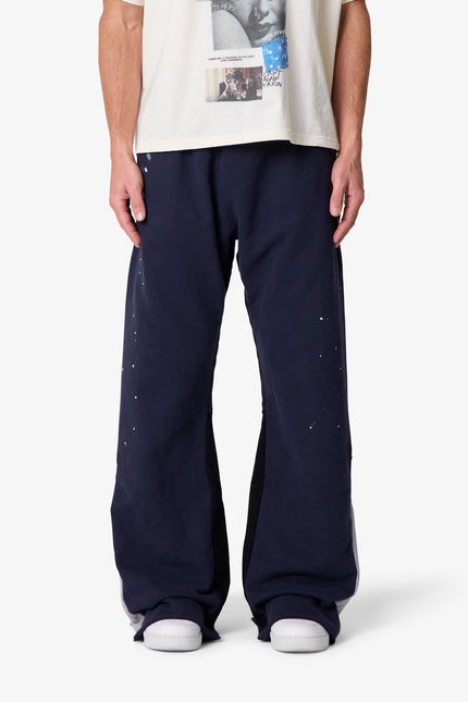 Contrast Kick Flare Sweatpants - Navy
