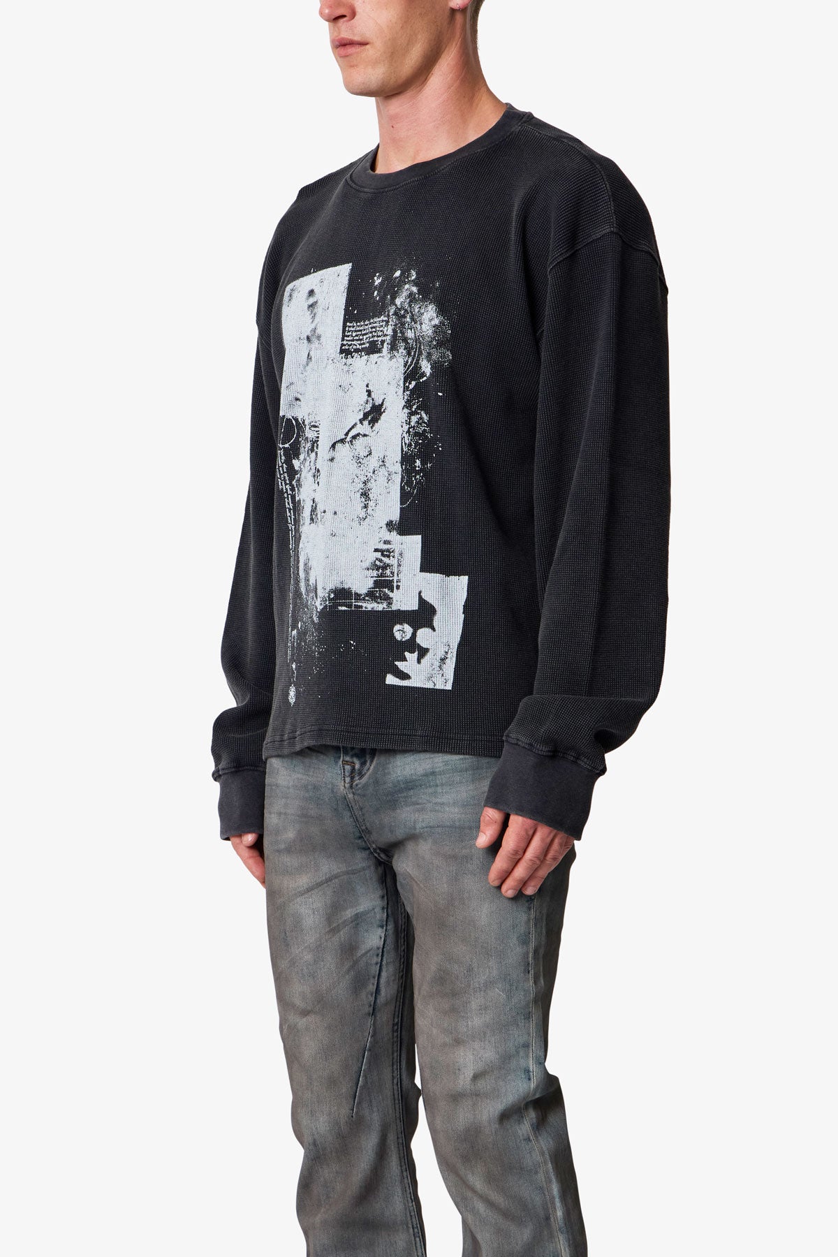 Corruption Thermal L/S Tee - Black | mnml