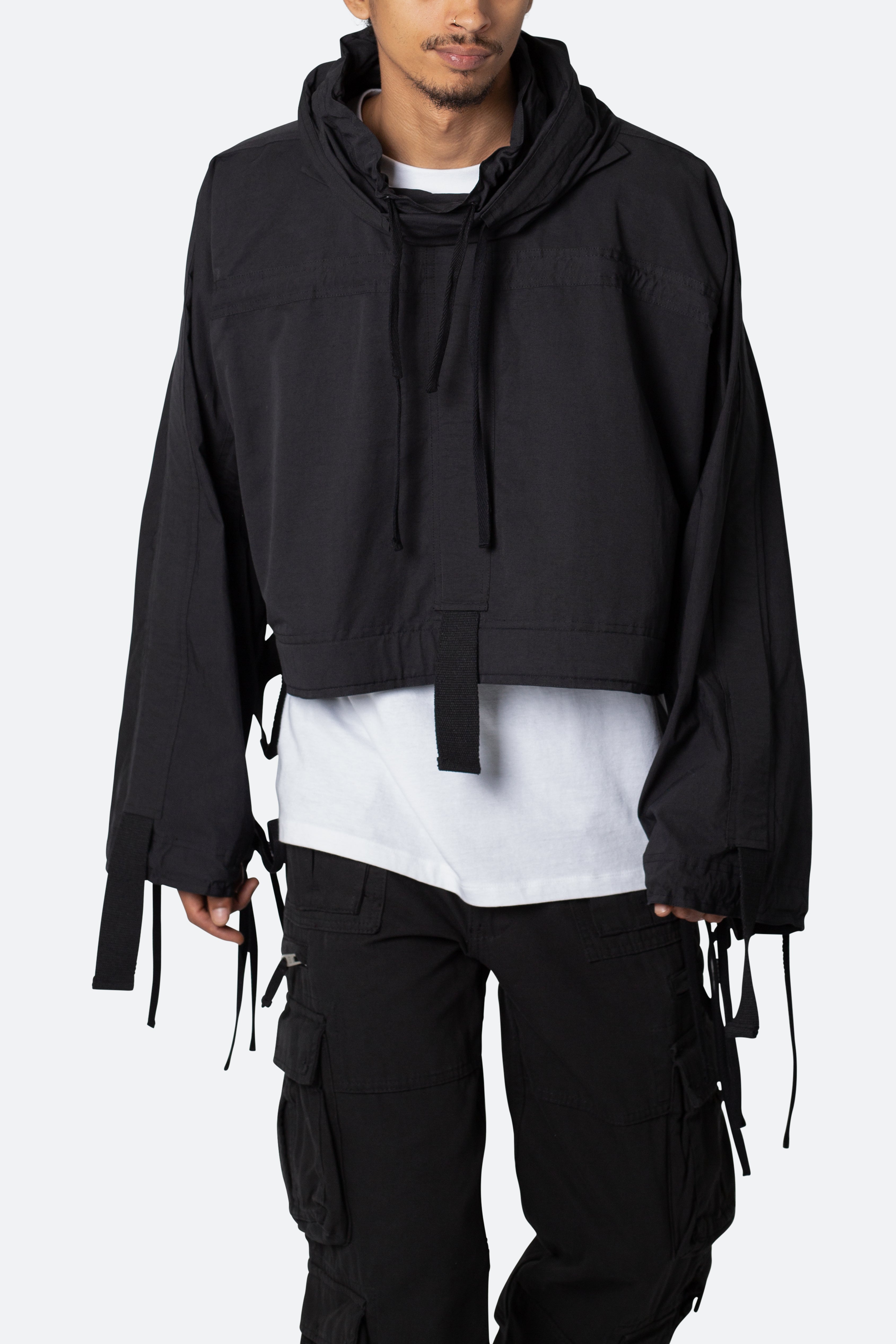 Cropped-Strappy-Jacket-Black- 