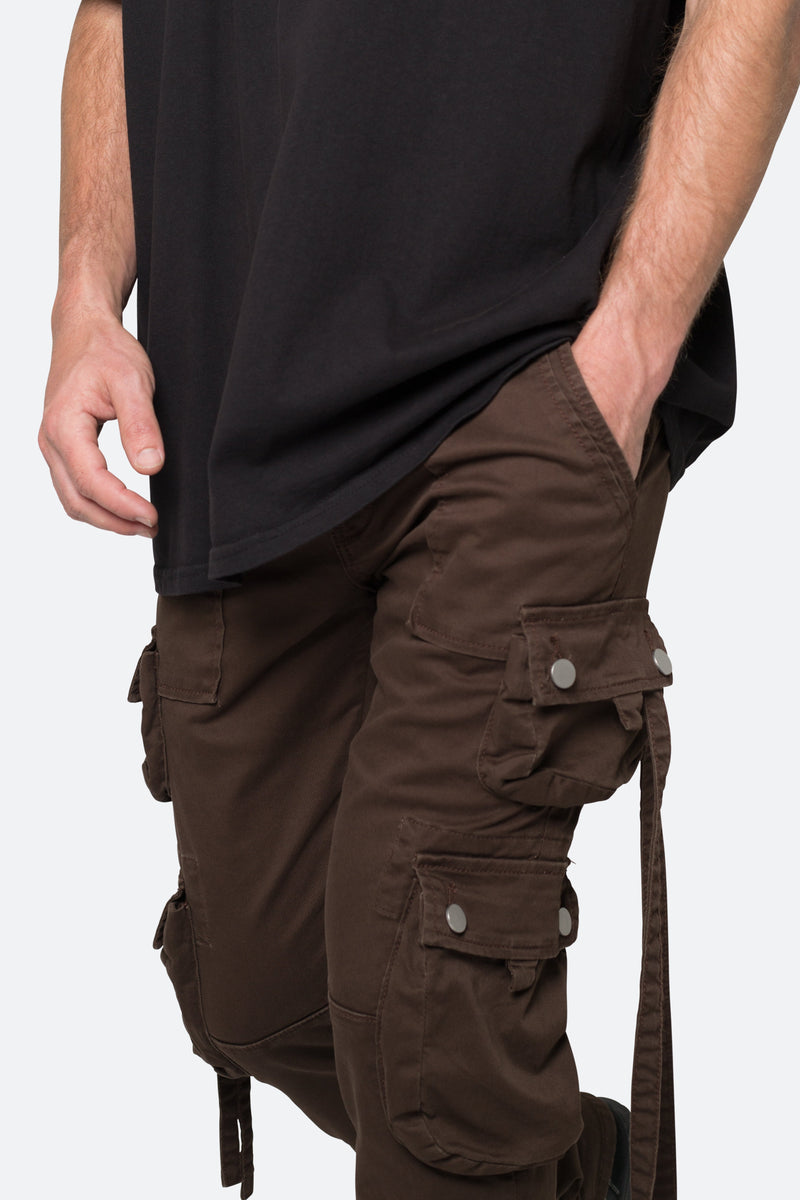 D152 Cargo Pants - Chocolate | mnml | shop now