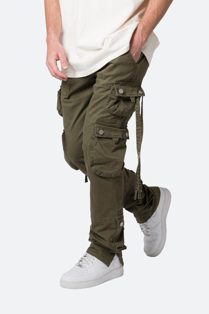 D152 Cargo Pants - Olive | mnml | shop now