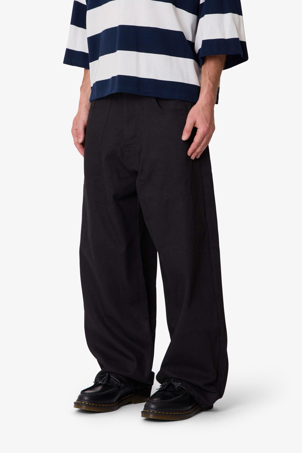 Darted Baggy Denim - Rinsed Black | mnml