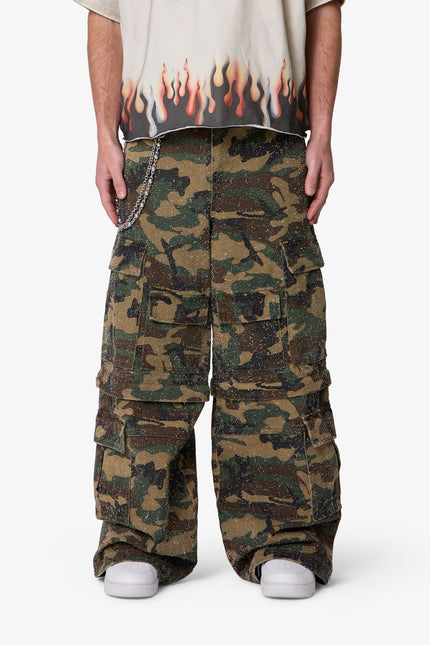 Distressed Rave Cargo Pants - Camo