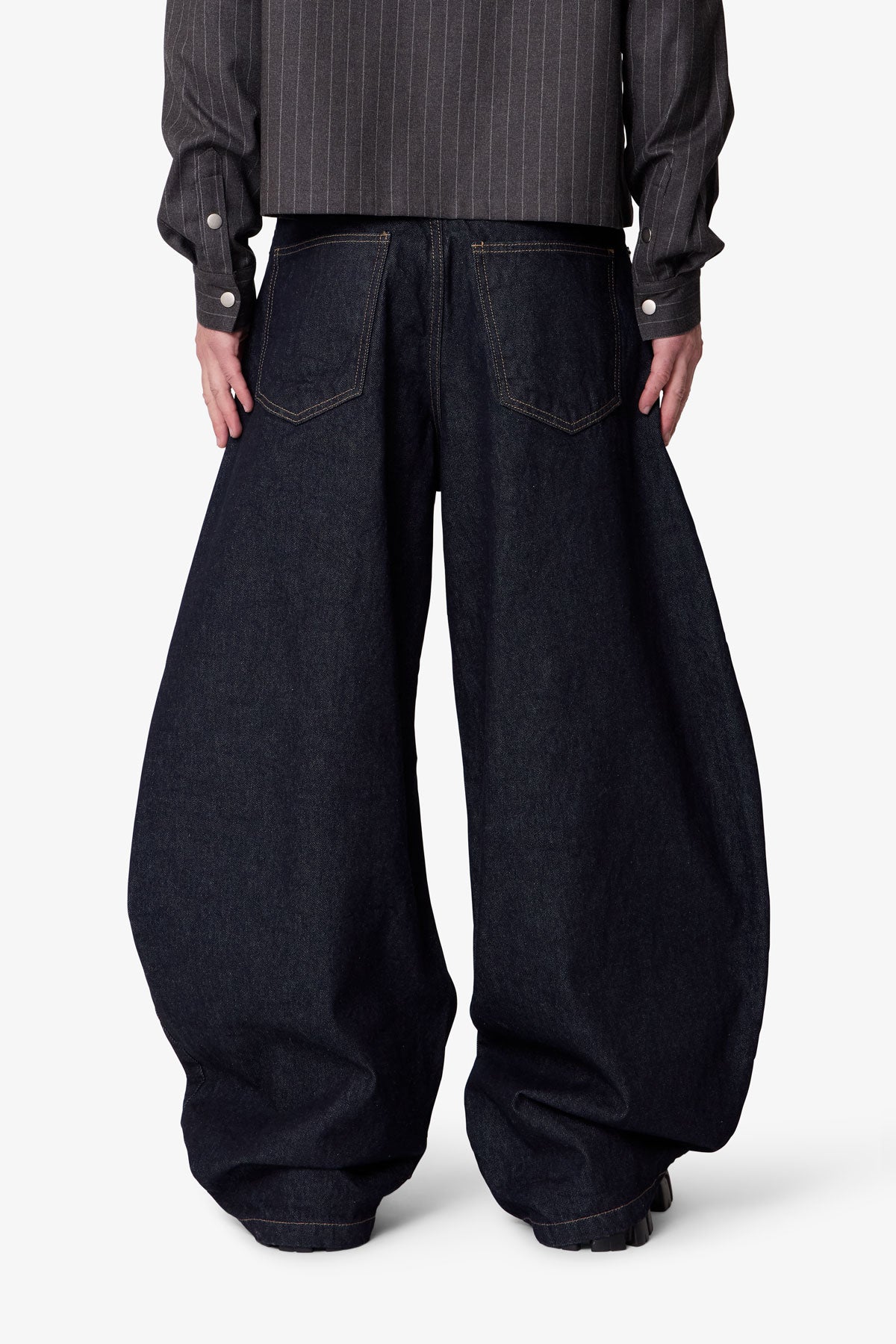 Exposed-Shank-Barrel-Denim-