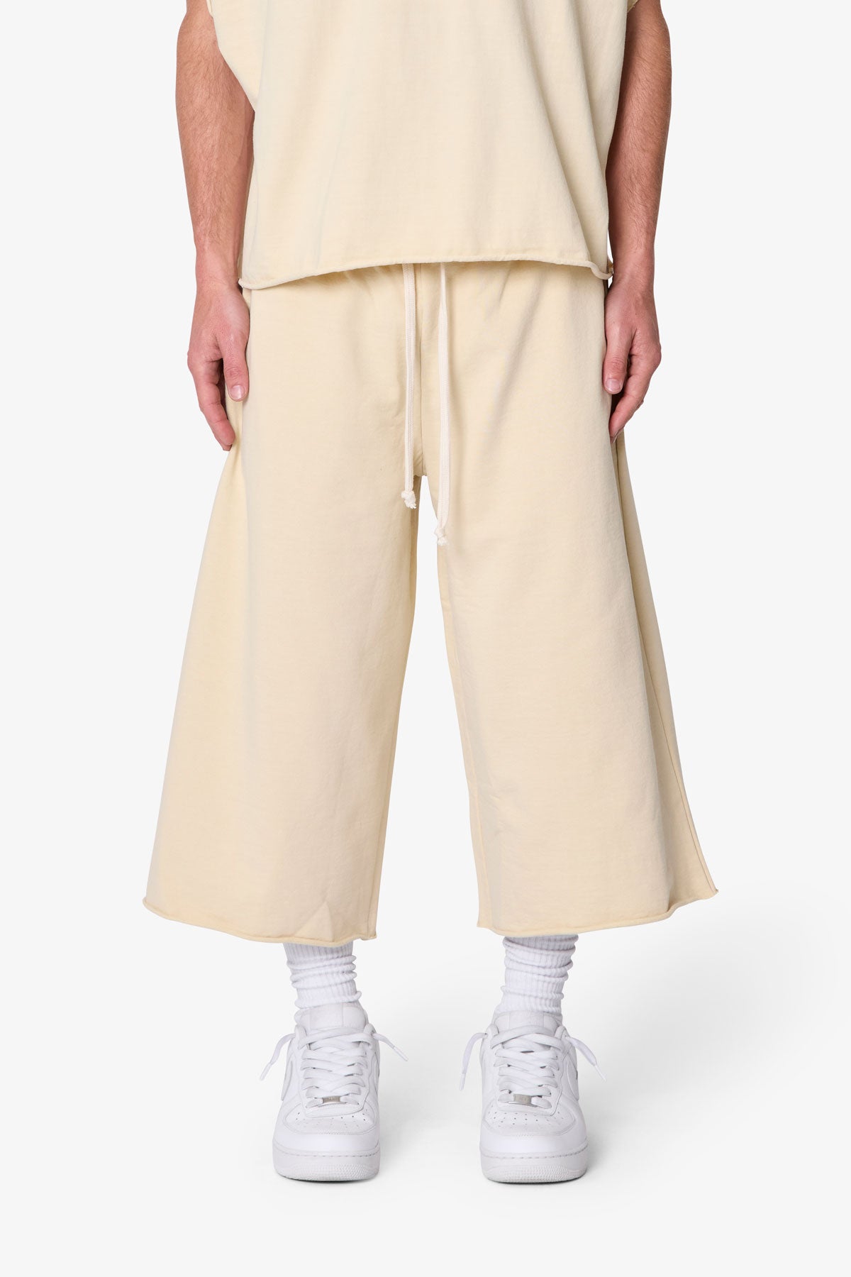 Extra Long Sweatshorts - Off White | mnml