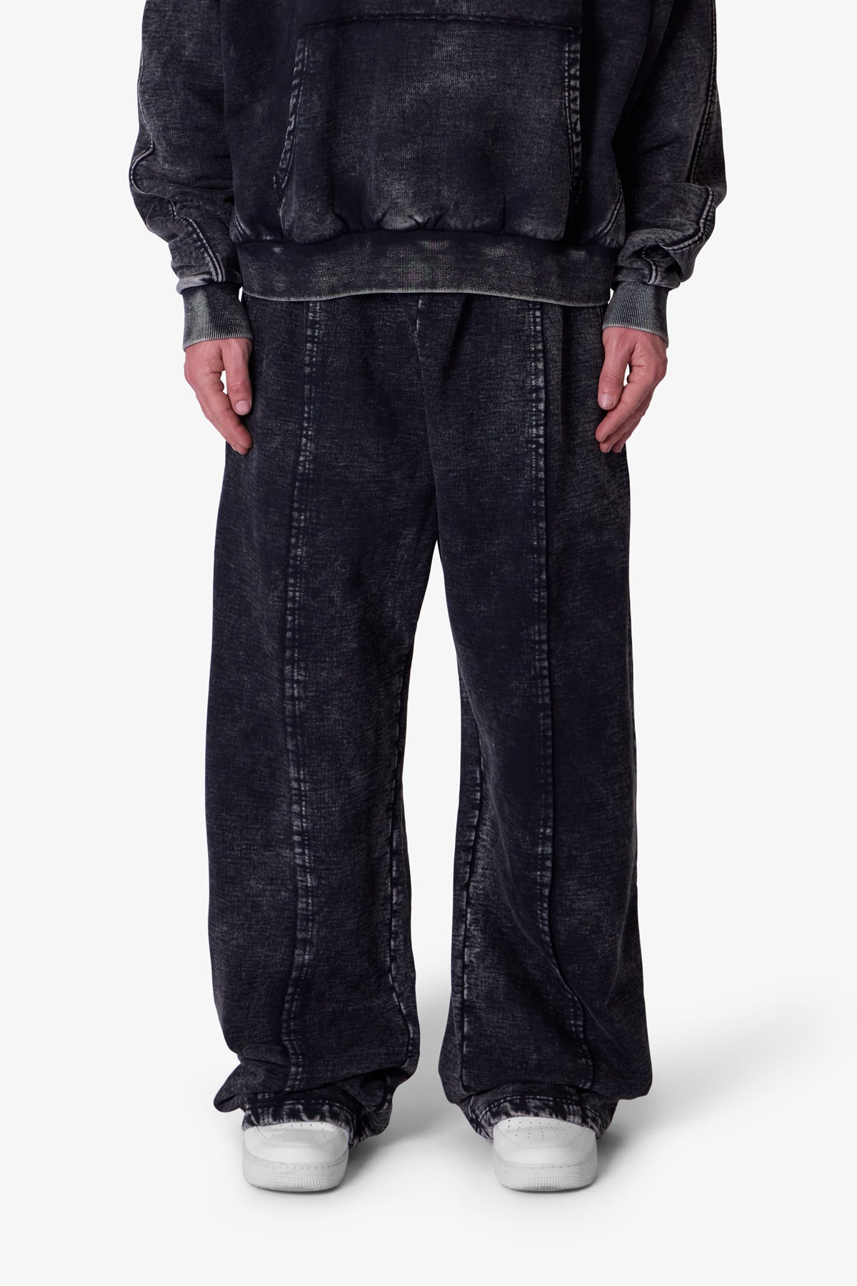 Ultra Baggy Moto Denim - Black | mnml | shop now