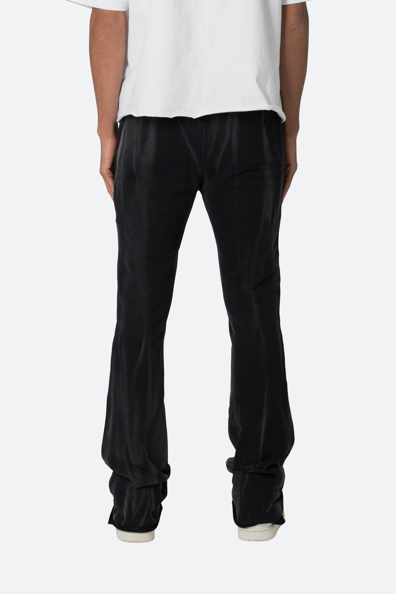 French Terry Flare Sweatpants - Black | mnml | shop now