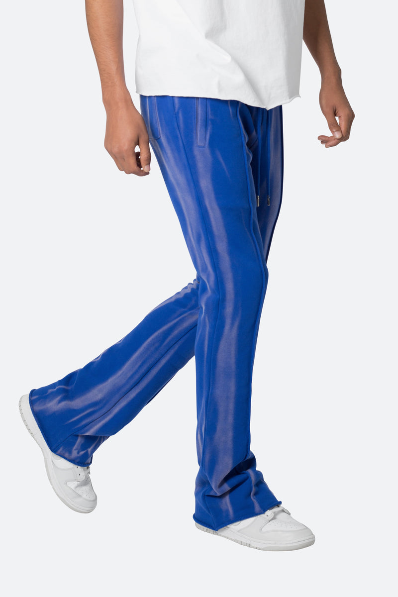 French Terry Flare Sweatpants - Blue | mnml | shop now
