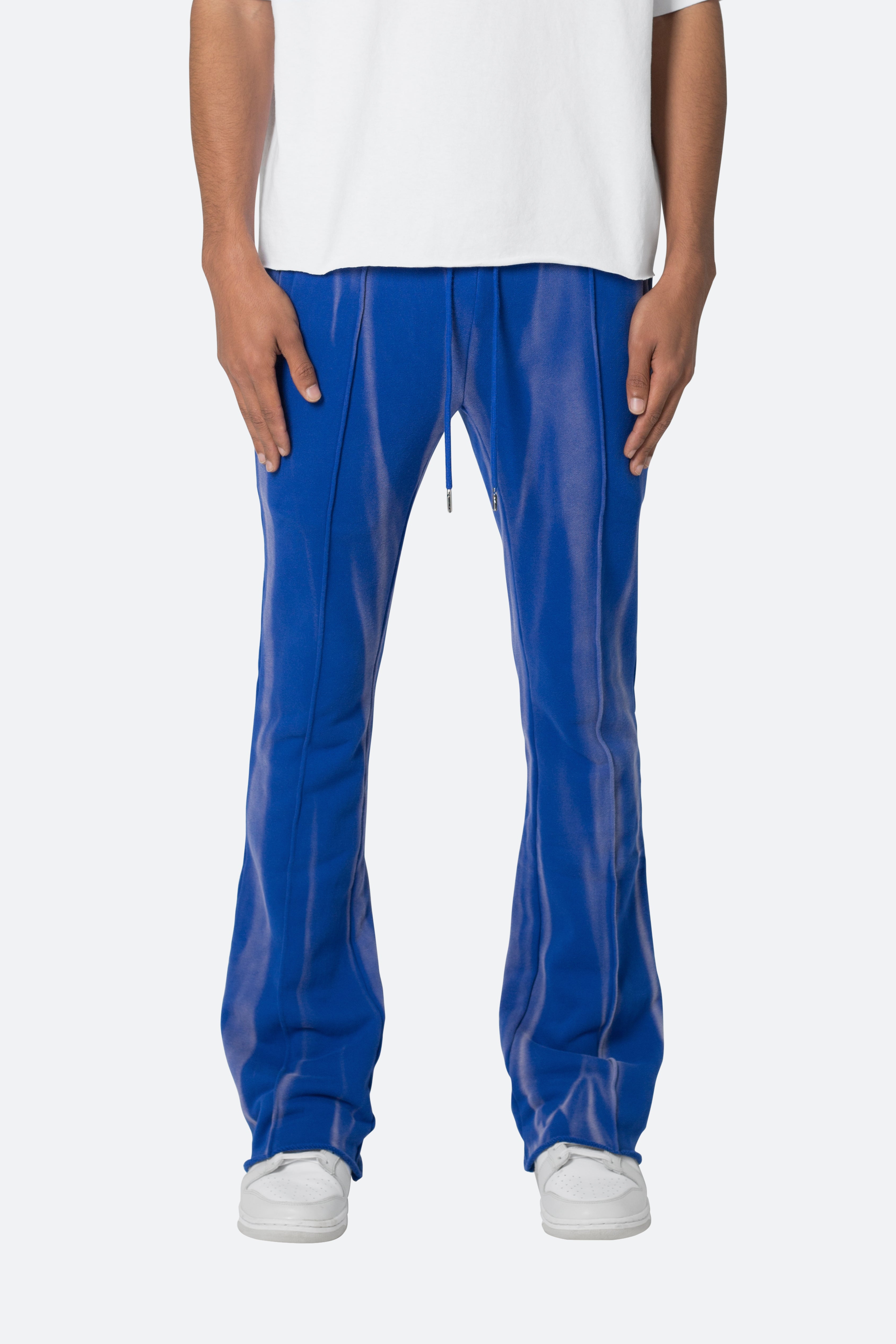 French Terry Flare Sweatpants - Blue | mnml | shop now