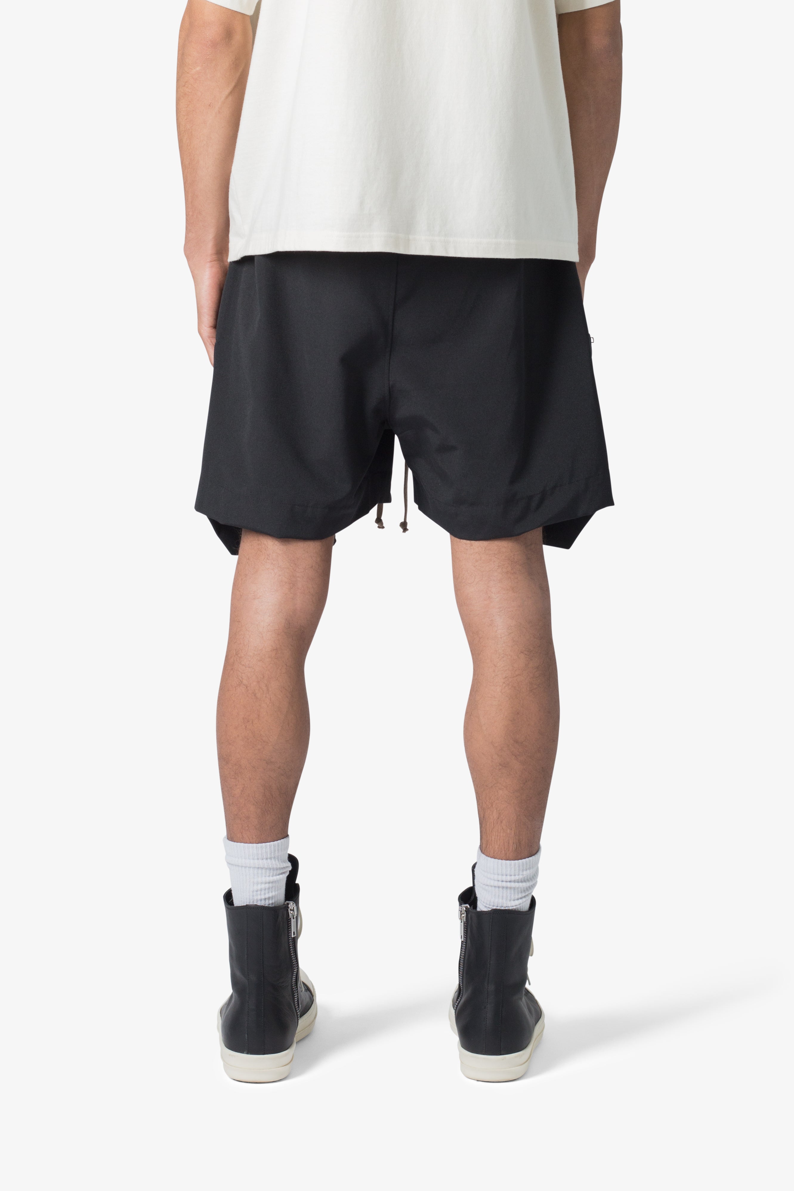Front-Pocket-Geo-Shorts-Black-