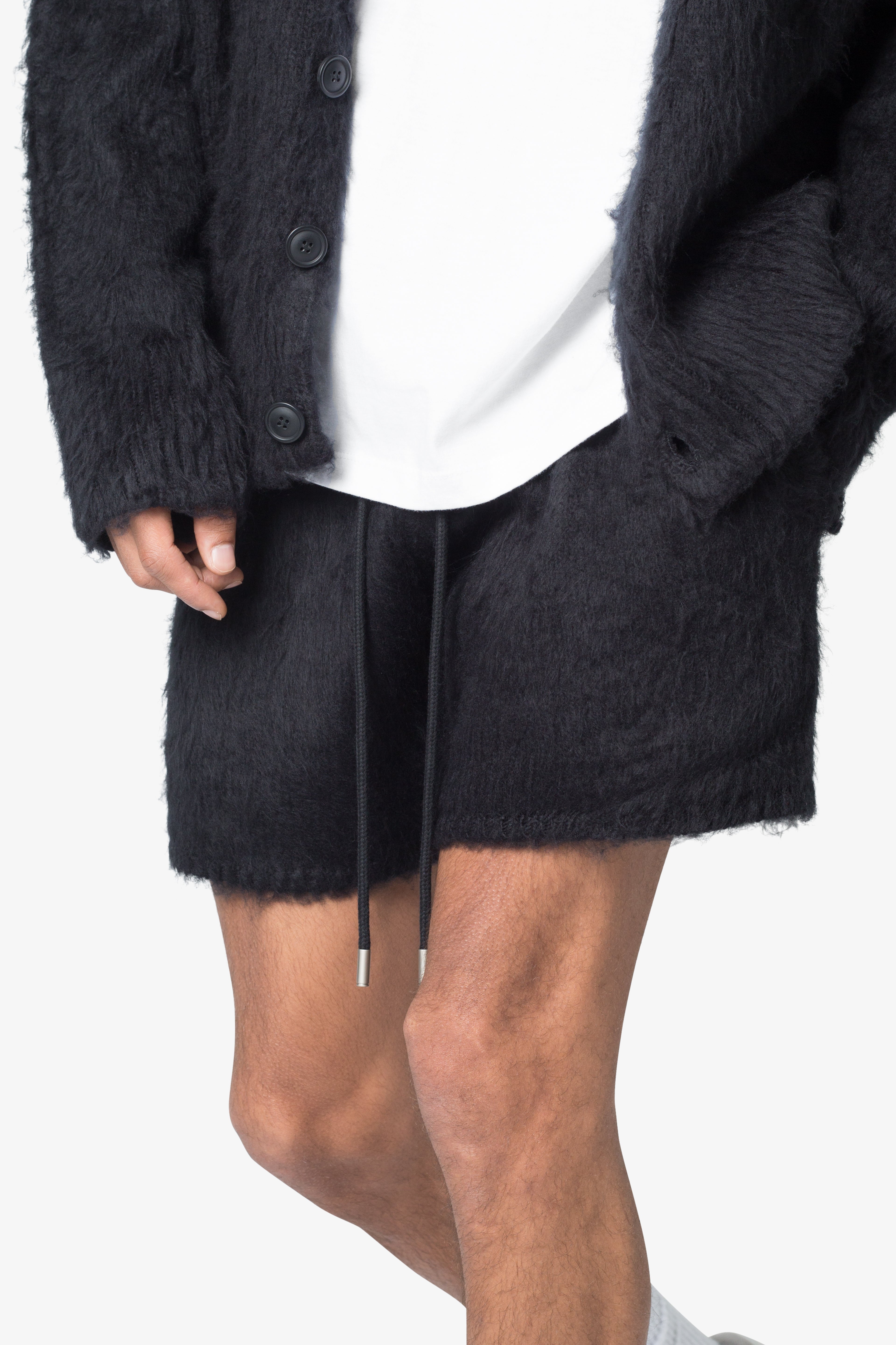 Fuzzy Sweatshorts - Black | mnml